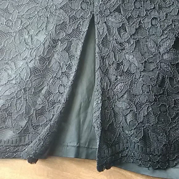 NWOT Ann Taylor LOFT vintage lace skirt - Picture 3 of 3